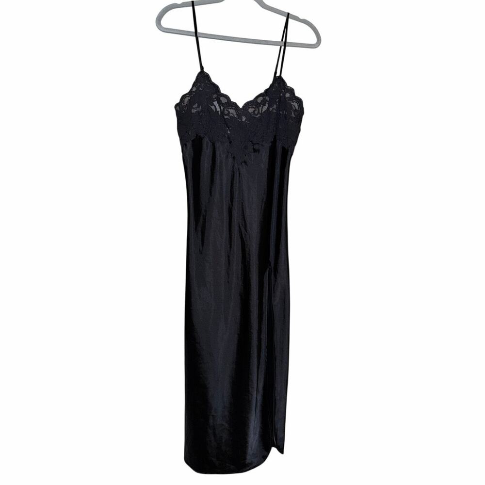 Vintage Y2K Victoria’s Secret black slip gown dress lace satin medium lingerie